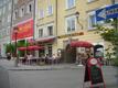 Salzburg Altstadt: Im freien essen
Pizza im freien geniessen, das rege leben rund um die Salzburger Altstadt dabei betrachten. Il Sole direkt neben dem Mönchsbergaufzug.